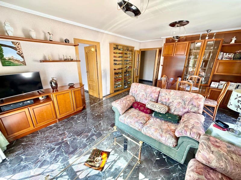 3 bedroom Flat for sale in Alhama de Granada with garage - € 189,900 (Ref: 10089395)