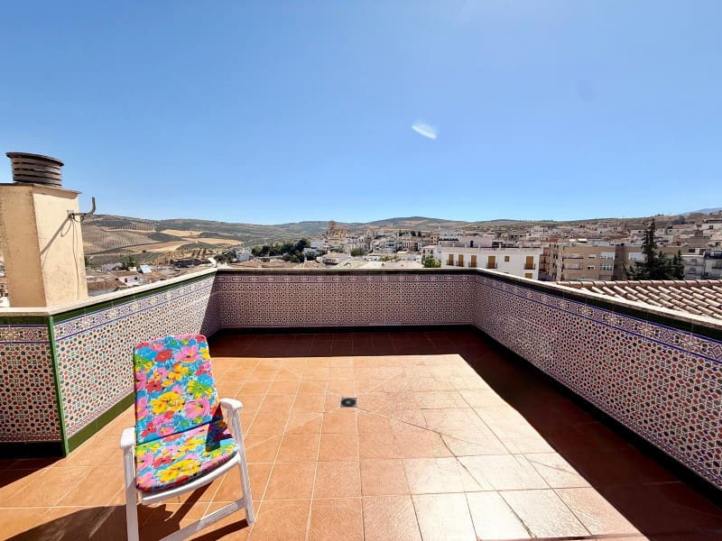 3 bedroom Flat for sale in Alhama de Granada with garage - € 189,900 (Ref: 10089395)