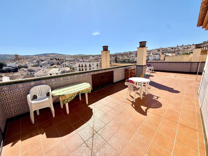 3 bedroom Flat for sale in Alhama de Granada with garage - € 189,900 (Ref: 10089395)