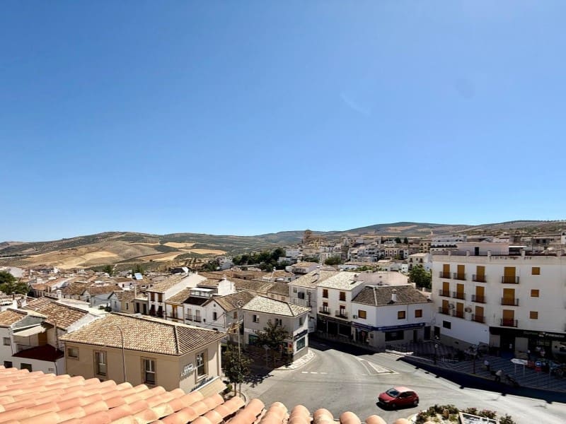3 bedroom Flat for sale in Alhama de Granada with garage - € 189,900 (Ref: 10089395)
