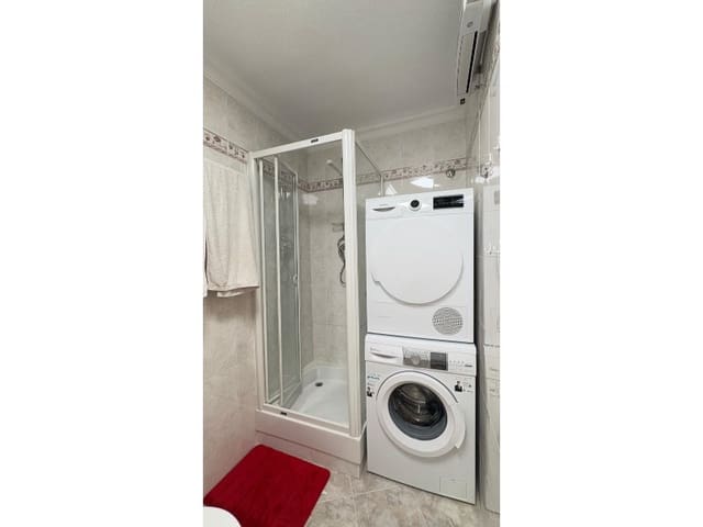 Yksiö vuokrattavana paikassa Centro Internacional, Torrox mukana uima-altaan - 700 € (Ref: 10109360)