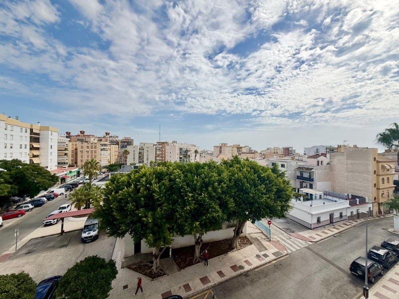 3 soveværelse Lejlighed til salg i Torremolinos - € 159.000 (Ref: 10135969)