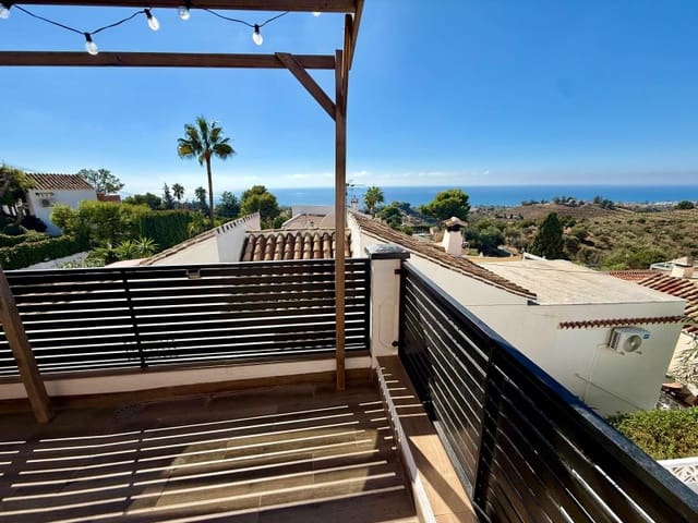 2 slaapkamer Villa te koop in Chilches, Vélez-Málaga met zwembad - € 325.000 (Ref: 10135970)