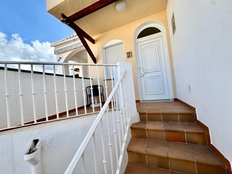 3 bedroom Villa for sale in Nerja with pool garage - € 399,000 (Ref: 10146673)