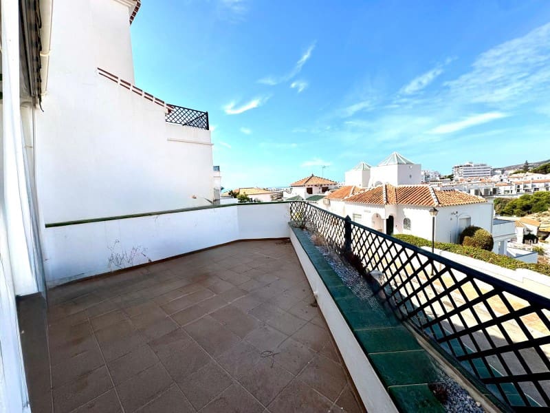 3 bedroom Villa for sale in Nerja with pool garage - € 399,000 (Ref: 10146673)