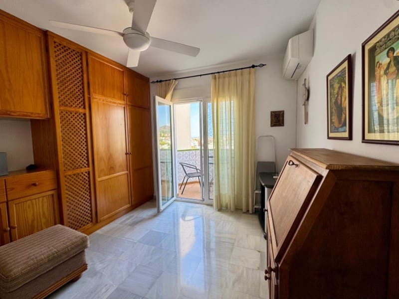 3 bedroom Villa for sale in Nerja with pool garage - € 399,000 (Ref: 10146673)