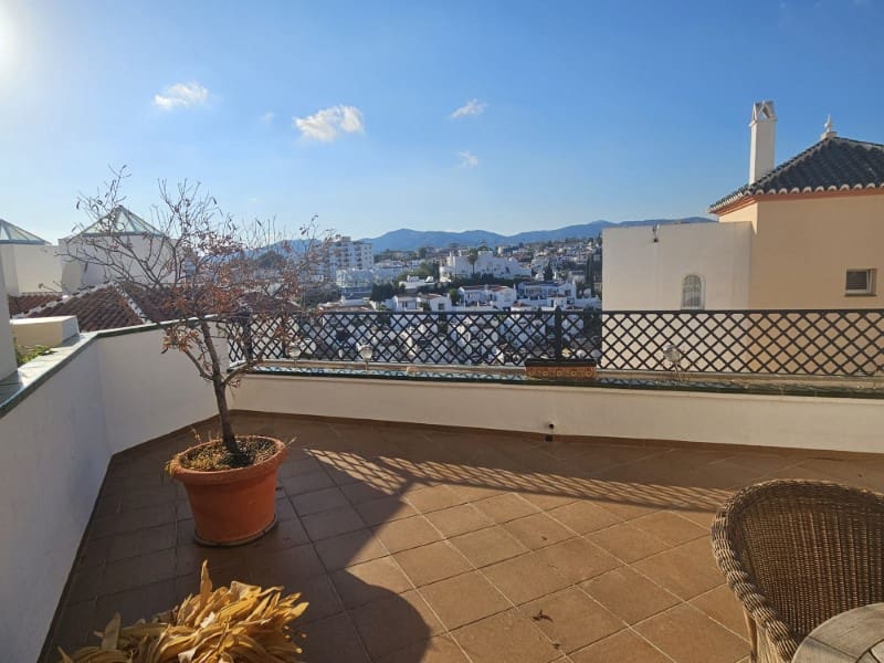 3 bedroom Villa for sale in Nerja with pool garage - € 399,000 (Ref: 10146673)