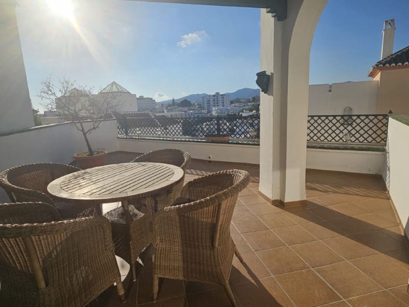 3 bedroom Villa for sale in Nerja with pool garage - € 399,000 (Ref: 10146673)