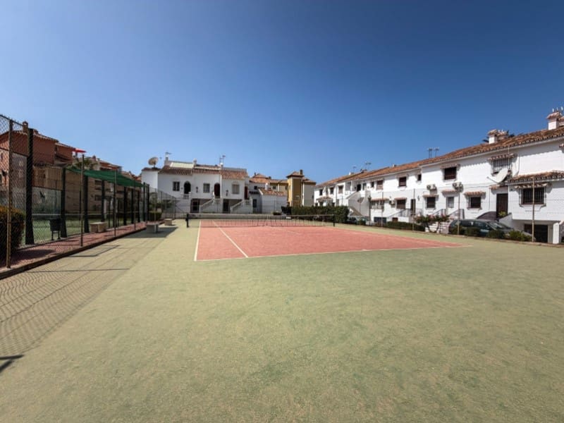 3 soverom Villa til salgs i Torrox-Costa med svømmebasseng garasje - € 375 000 (Ref: 10148453)