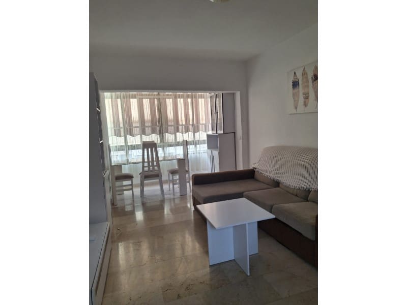 2 makuuhuone Asunto vuokrattavana paikassa Nerja mukana uima-altaan - 900 € (Ref: 10168431)