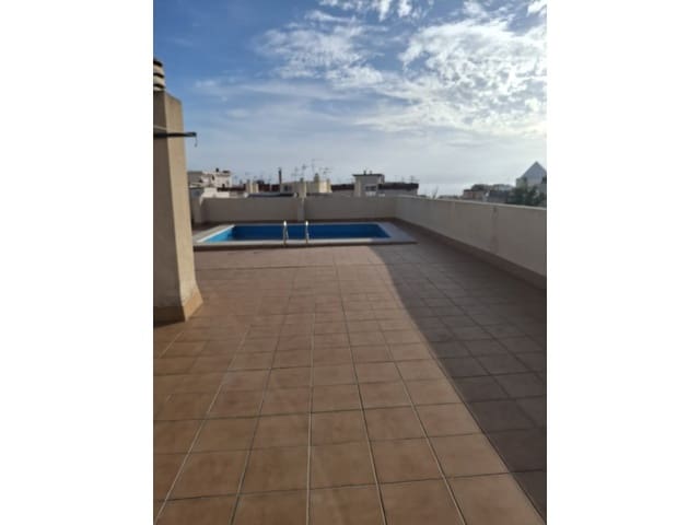 2 quarto Apartamento para arrendar em Centro, Nerja com piscina - 900 € (Ref: 10168431)