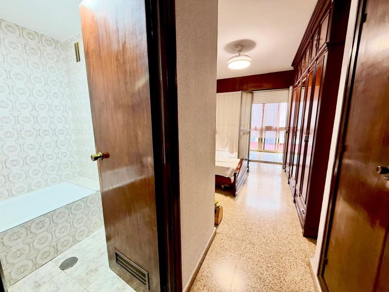 4 soveværelse Lejlighed til salg i Malaga by med garage - € 459.000 (Ref: 10173788)