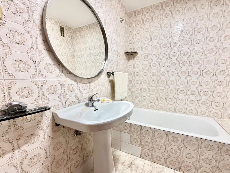4 soveværelse Lejlighed til salg i Malaga by med garage - € 459.000 (Ref: 10173788)