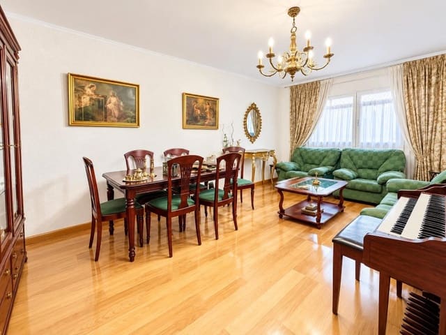 4 soveværelse Lejlighed til salg i La Princesa, Málaga by med garage - € 459.000 (Ref: 10173788)