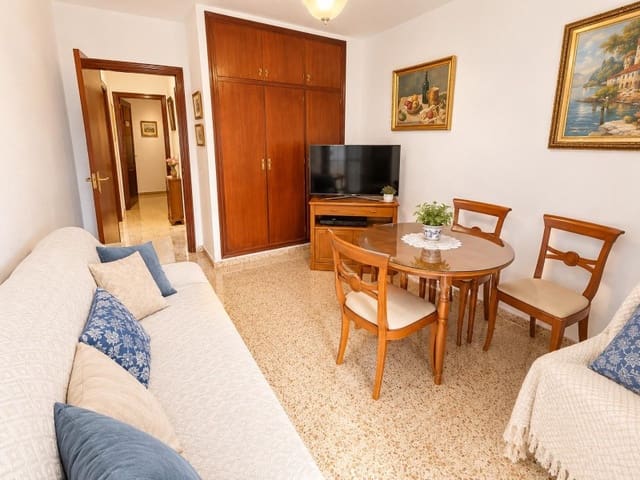 4 soveværelse Lejlighed til salg i La Princesa, Málaga by med garage - € 459.000 (Ref: 10173788)