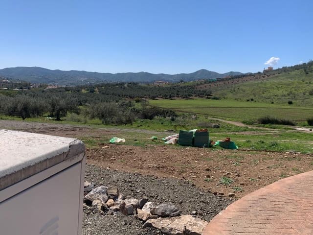 Building Plot for sale in Alcaucín - € 73,000 (Ref: 10173789)