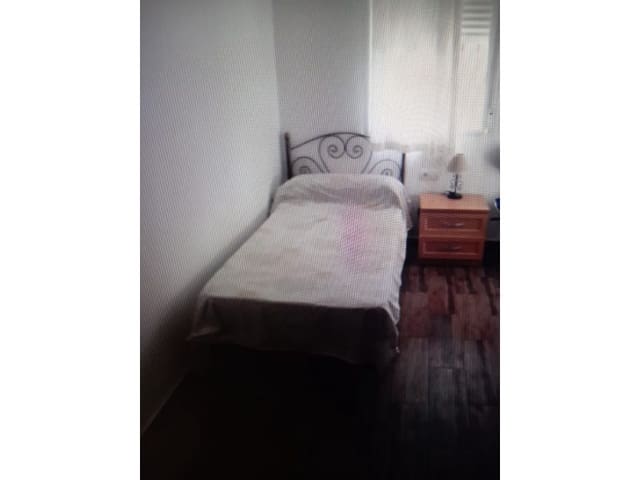 2 sypialnia Dom do wynajęcia w Benajarafe, Vélez-Málaga z basenem garażem - 700 € (Ref: 10184410)