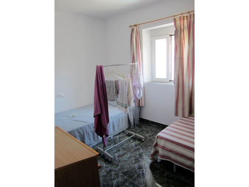 3 bedroom Townhouse for sale in Arenas del Rey with garage - € 69,000 (Ref: 1737120)