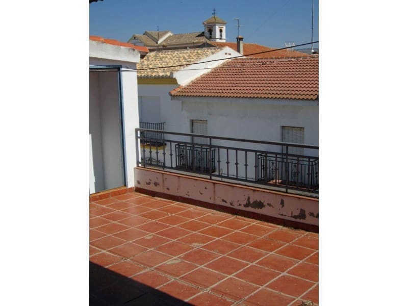 3 bedroom Townhouse for sale in Arenas del Rey with garage - € 69,000 (Ref: 1737120)