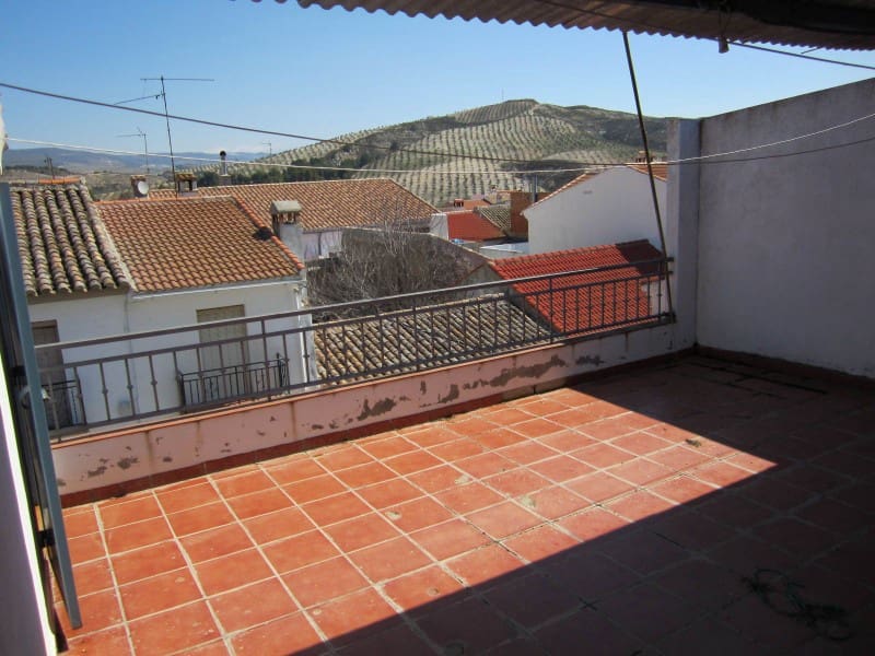 3 bedroom Townhouse for sale in Arenas del Rey with garage - € 69,000 (Ref: 1737120)