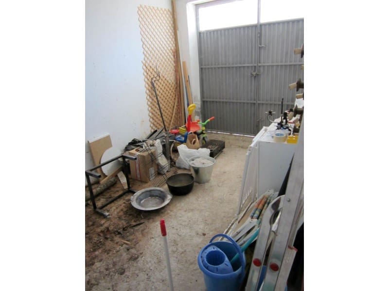 3 bedroom Townhouse for sale in Arenas del Rey with garage - € 69,000 (Ref: 1737120)