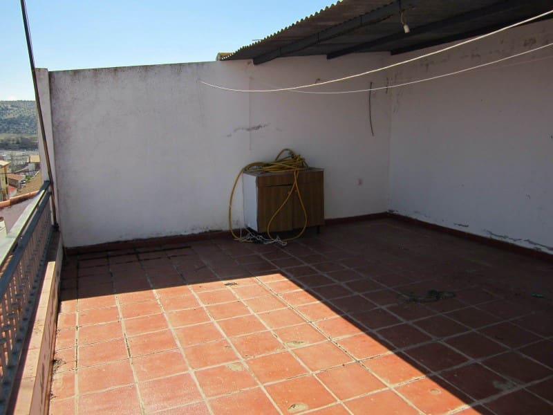 3 bedroom Townhouse for sale in Arenas del Rey with garage - € 69,000 (Ref: 1737120)