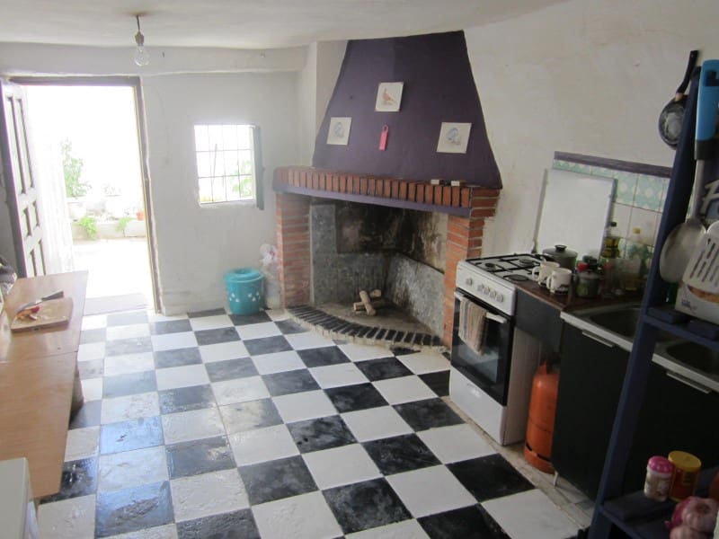 3 soverom Hus til salgs i Cacin - € 49 500 (Ref: 3846339)