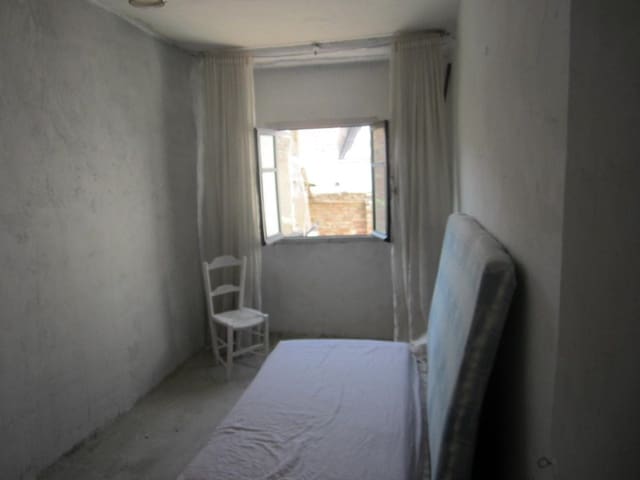 3 soveværelse Byhus til salg i Cacín - € 49.500 (Ref: 3846339)