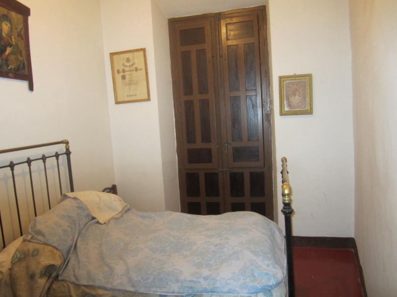 6 soveværelse Byhus til salg i Alhama de Granada - € 290.000 (Ref: 3846341)