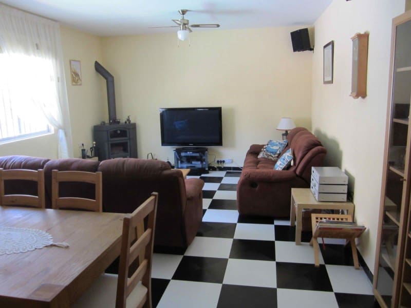 3 soveværelse Byhus til salg i Jayena med garage - € 119.000 (Ref: 3846375)