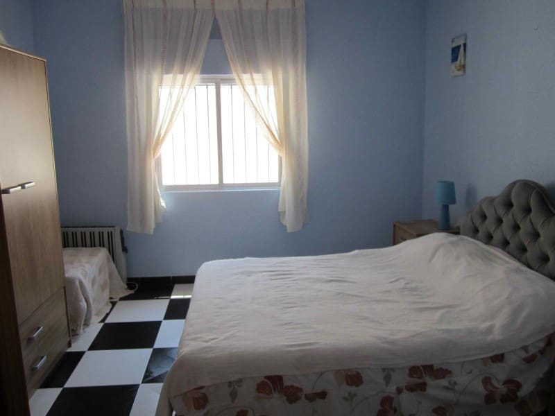 3 soveværelse Byhus til salg i Jayena med garage - € 119.000 (Ref: 3846375)