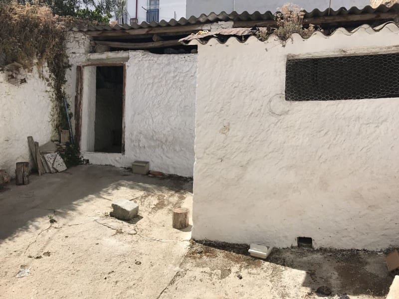 5 soveværelse Byhus til salg i Alhama de Granada - € 59.000 (Ref: 4510666)