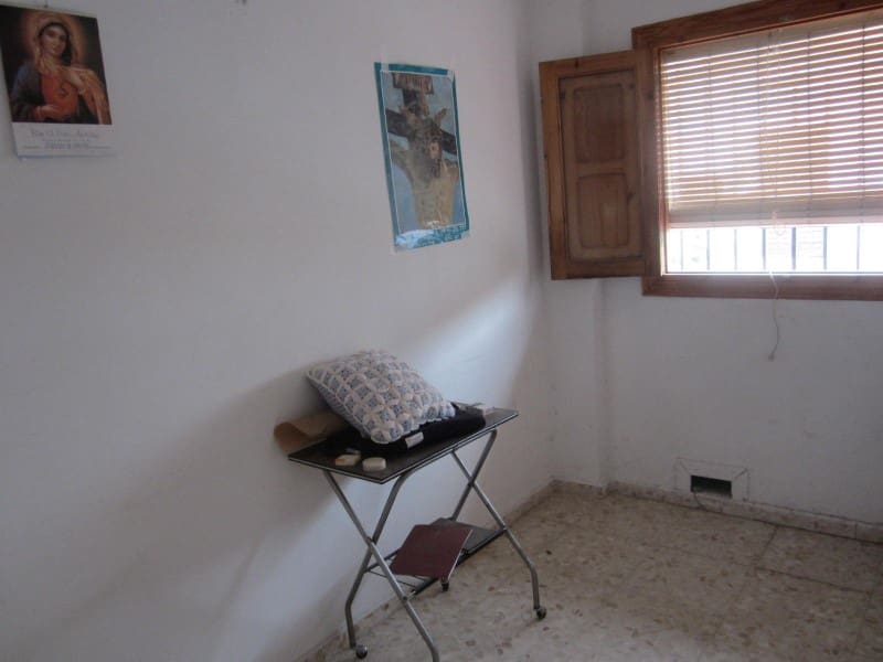 4 soverom Hus til salgs i Arenas del Rey - € 84 000 (Ref: 4510669)