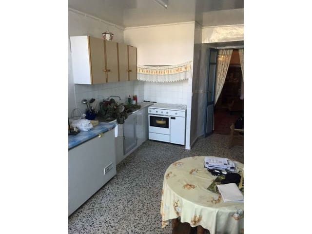 6 soveværelse Byhus til salg i Alhama de Granada - € 80.000 (Ref: 4510672)