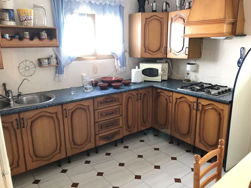 5 bedroom Townhouse for sale in Cacin with garage - € 68,000 (Ref: 4510685)