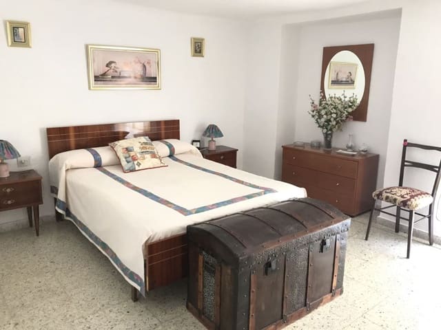 Casa de 5 habitaciones en Cacín en venta con garaje - 68.000 € (Ref: 4510685)