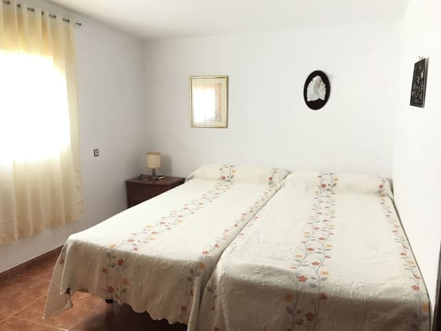 Casa de 5 habitaciones en Cacín en venta con garaje - 68.000 € (Ref: 4510685)