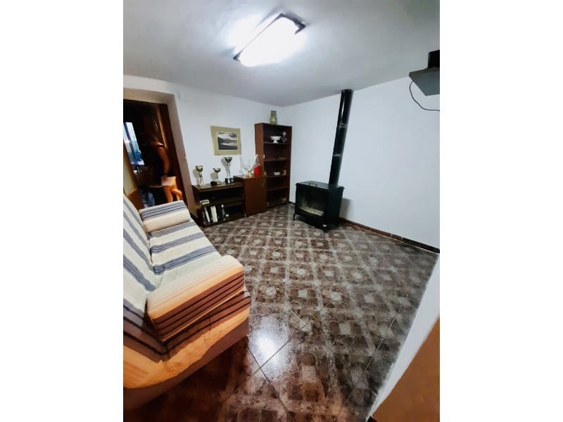 5 bedroom Townhouse for sale in Cacin with garage - € 68,000 (Ref: 4510685)