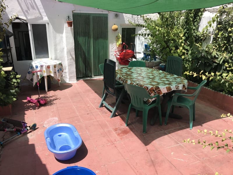 5 bedroom Townhouse for sale in Cacin with garage - € 68,000 (Ref: 4510685)