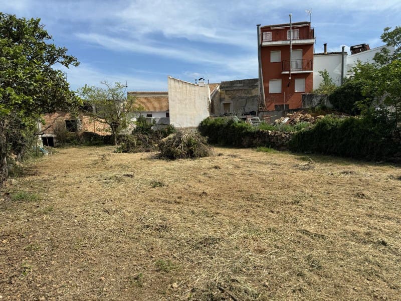 5 soveværelse Byhus til salg i Arenas del Rey - € 76.000 (Ref: 4510709)