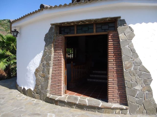 4 soveværelse Villa til salg i Torrox Pueblo, Torrox - € 378.000 (Ref: 4510710)