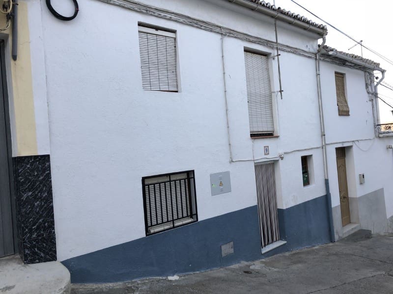 4 bedroom Townhouse for sale in Alhama de Granada - € 88,000 (Ref: 4510720)