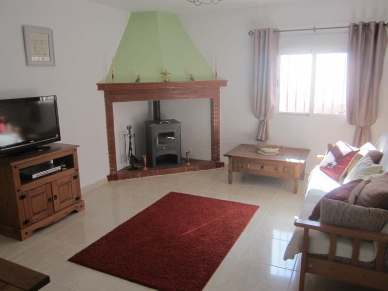 6 soveværelse Byhus til salg i Cacin - € 109.000 (Ref: 4510762)