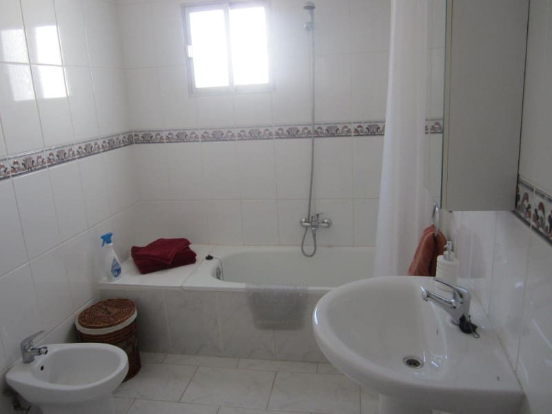 6 soveværelse Byhus til salg i Cacin - € 109.000 (Ref: 4510762)