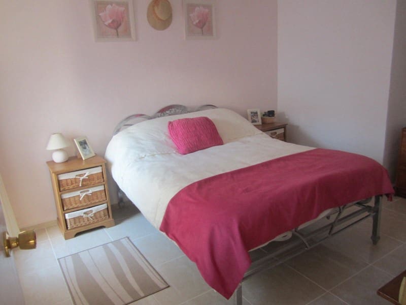 6 soveværelse Byhus til salg i Cacin - € 109.000 (Ref: 4510762)