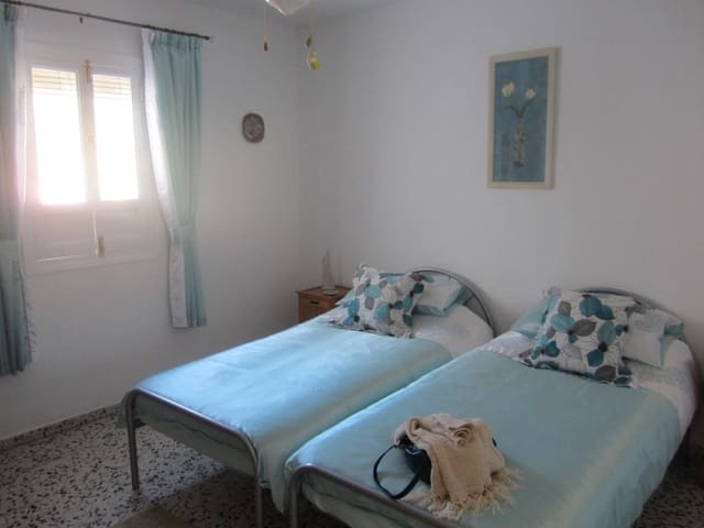 6 soveværelse Byhus til salg i Cacín - € 109.000 (Ref: 4510762)