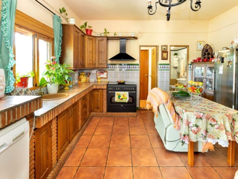 3 bedroom Townhouse for sale in Alhama de Granada with garage - € 269,000 (Ref: 4873874)