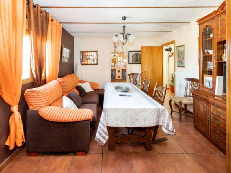 3 bedroom Townhouse for sale in Alhama de Granada with garage - € 269,000 (Ref: 4873874)