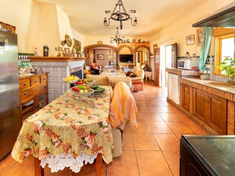 3 bedroom Townhouse for sale in Alhama de Granada with garage - € 269,000 (Ref: 4873874)