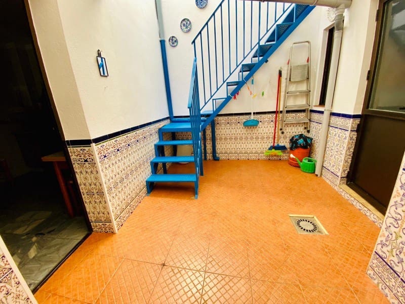 5 bedroom Townhouse for sale in Alhama de Granada - € 148,000 (Ref: 5496152)